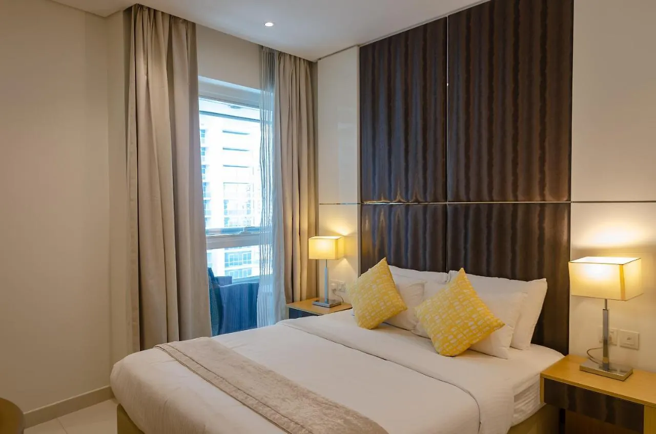 아파트 Oskena Vacation Homes - Waterfront Downtown 두바이
