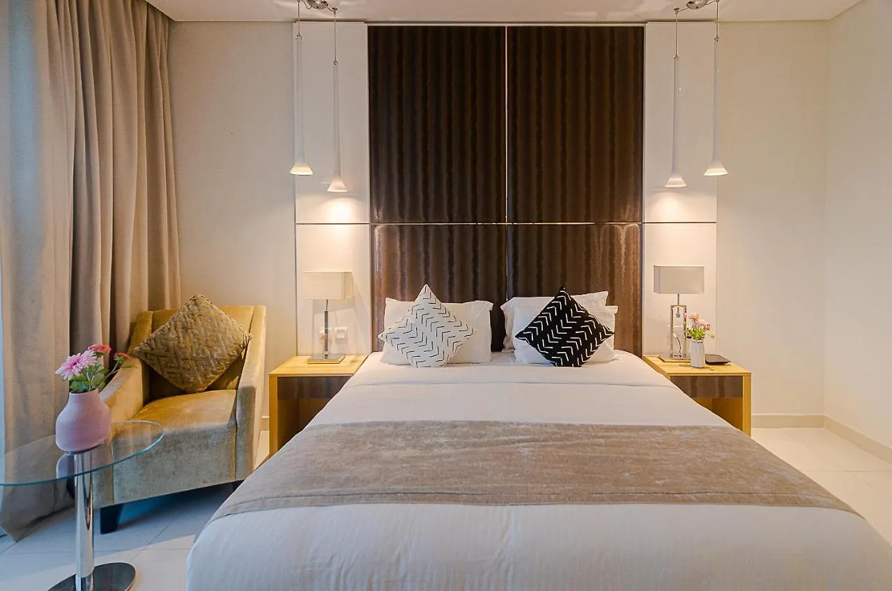 아파트 Oskena Vacation Homes - Waterfront Downtown 두바이