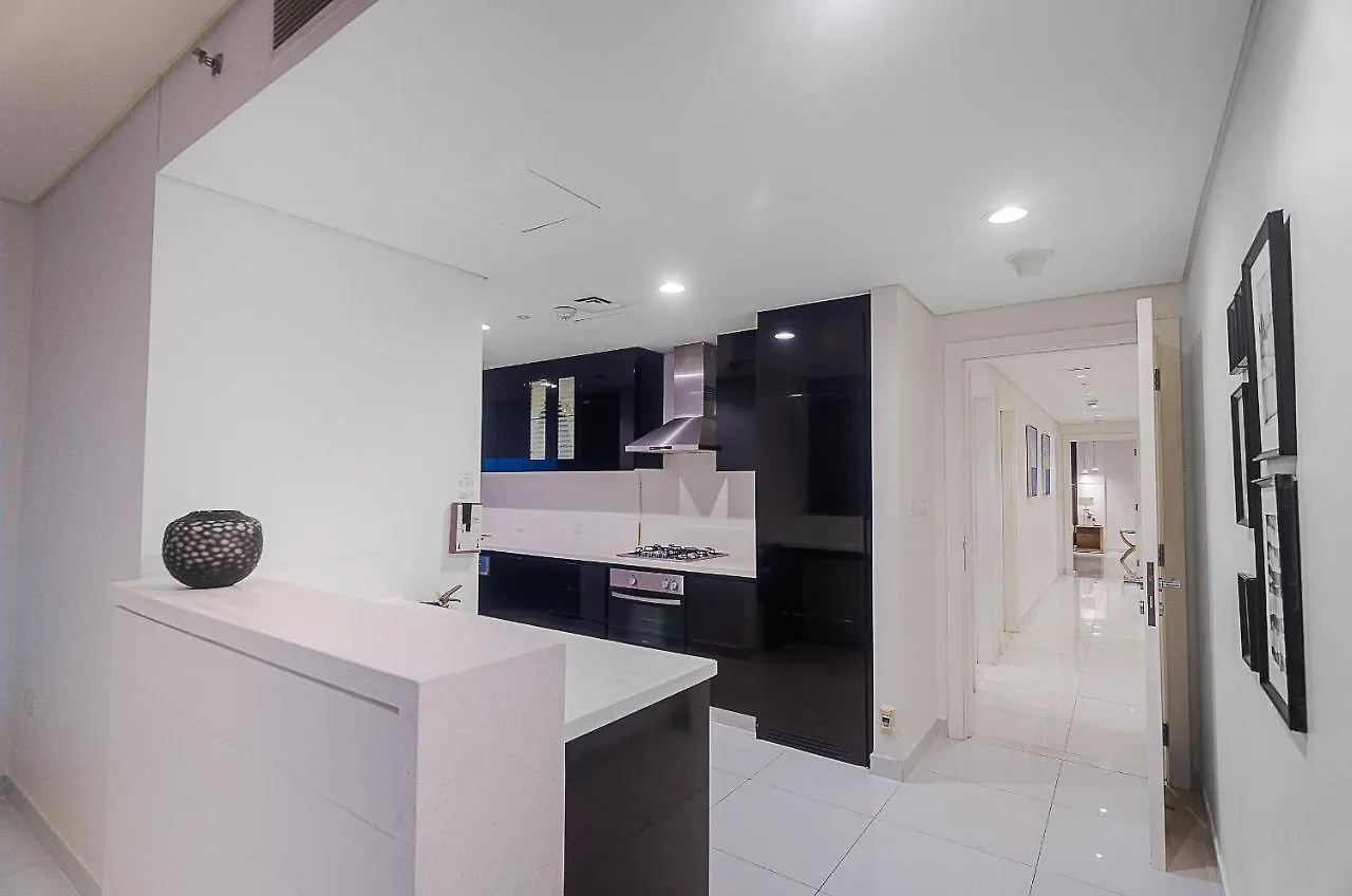 아파트 Oskena Vacation Homes - Waterfront Downtown 두바이 아랍에미리트